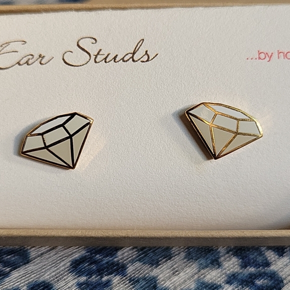 "diamond" ear studs - Picture 3 of 6